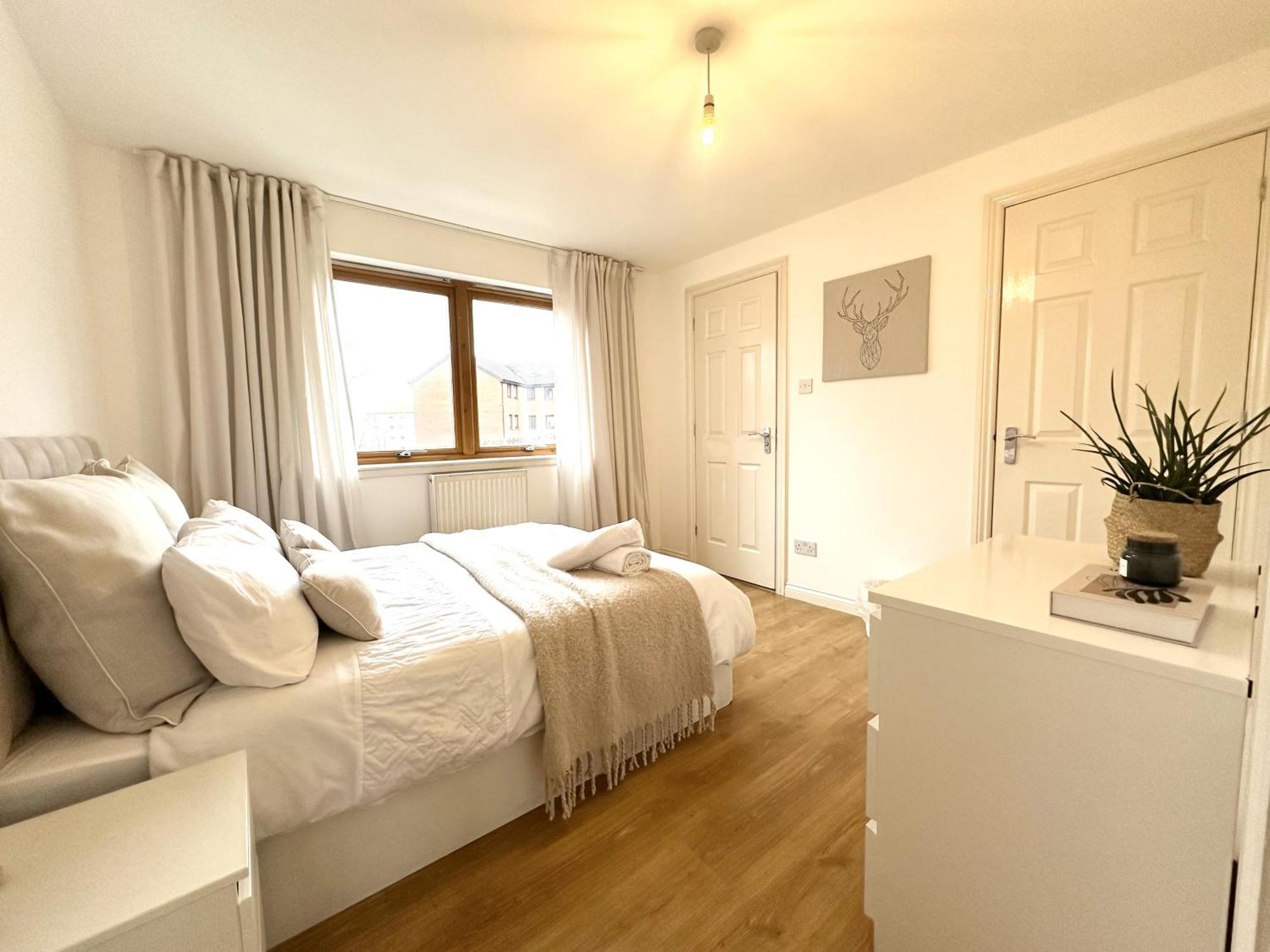 Private Room With En-Suite And Parking In Shared Flat Glasgow Exterior foto